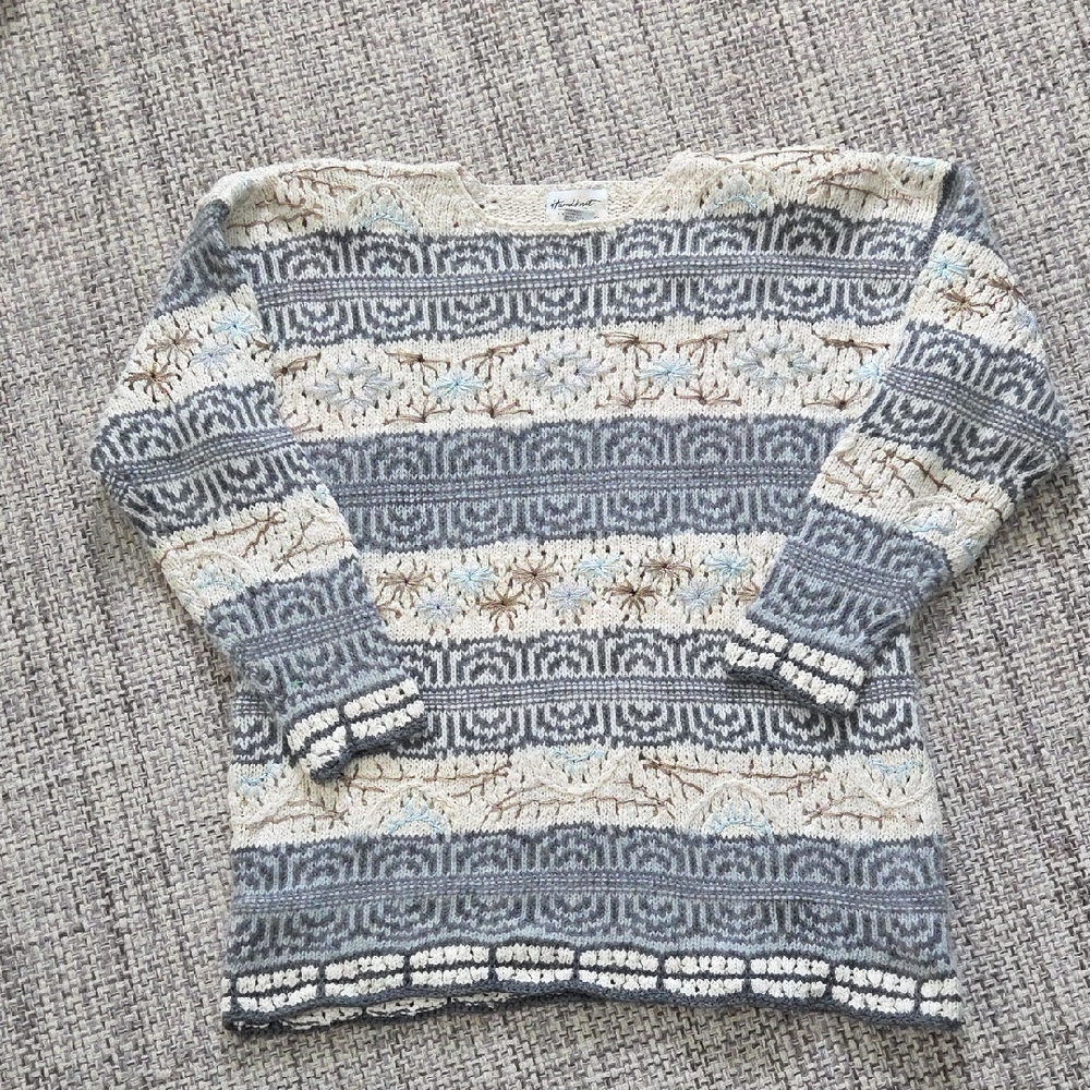 Vintage Hand Knit Angora Blend Sweater Cottagecore Nordic L